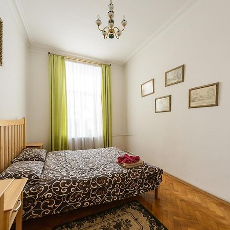 Apartment Near Arena City Kyjev Exteriér fotografie